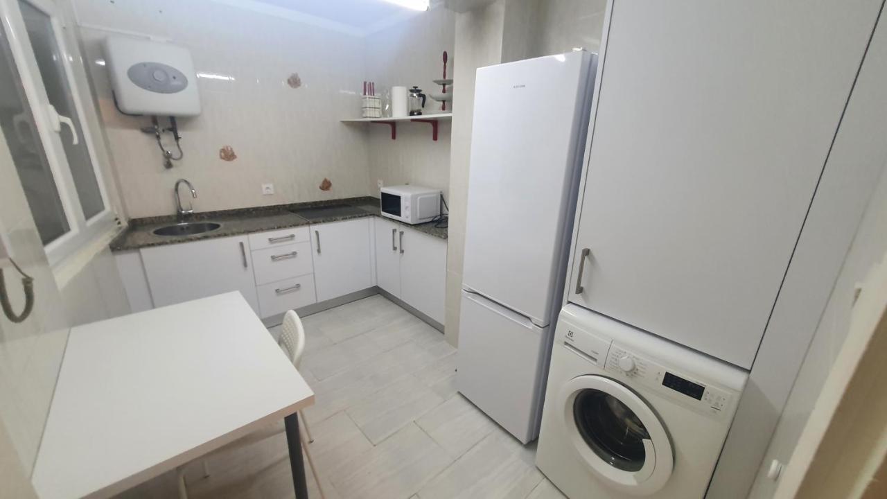 Entreplayas San Lorenzo-Poniente Para 6 Personas - Vut-3528-As Gijón Exteriér fotografie